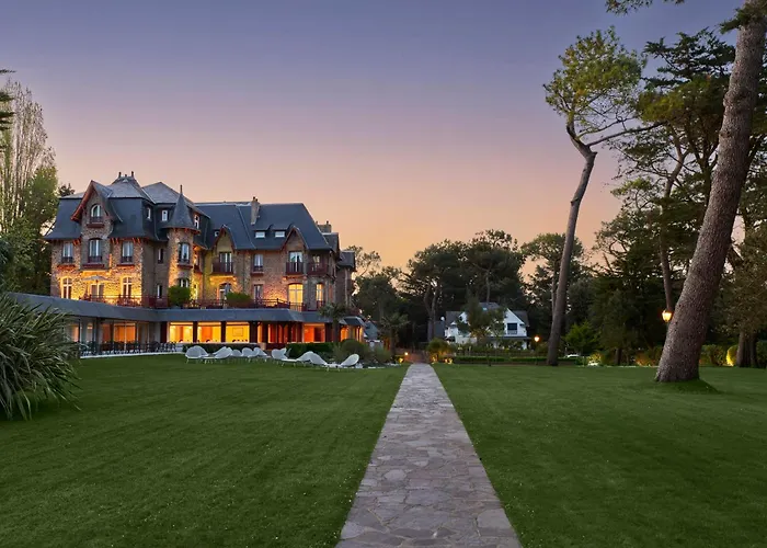 Le Castel Marie Louise 5* La Baule