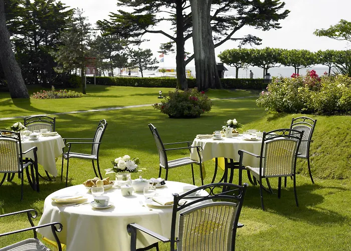 Le Castel Marie Louise فندق La Baule