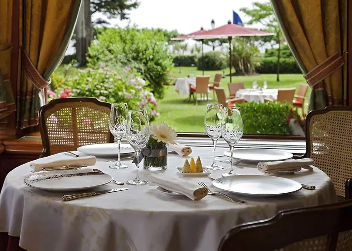 فندق Le Castel Marie Louise 5*