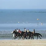 ル カステル マリー ルイーズ 5*