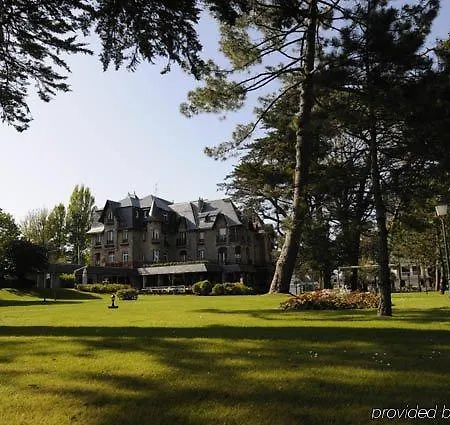 Le Castel Marie Louise 5*