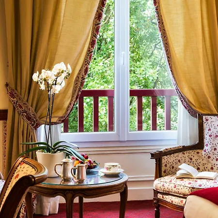 Le Castel Marie Louise 5* Ла-Боль-Эскублак