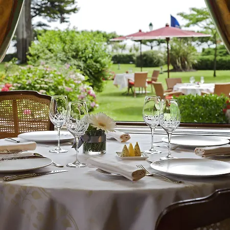 Le Castel Marie Louise Hotel 5*