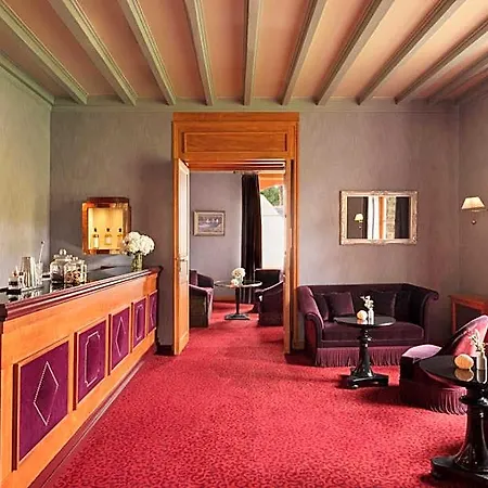 Le Castel Marie Louise Hotel 5*