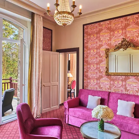 Le Castel Marie Louise Hotel 5*