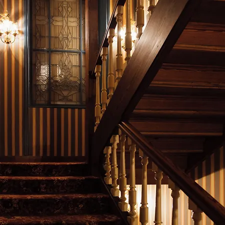 Le Castel Marie Louise 5*