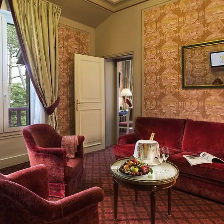 Le Castel Marie Louise 5*
