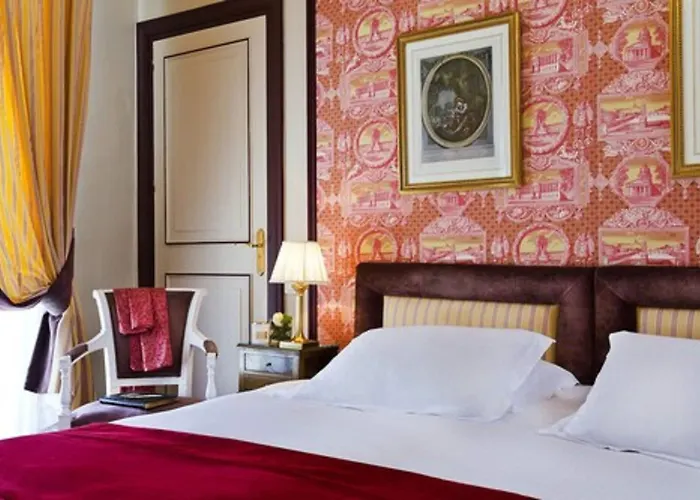 乐卡斯特玛丽露易丝酒店 5* La Baule