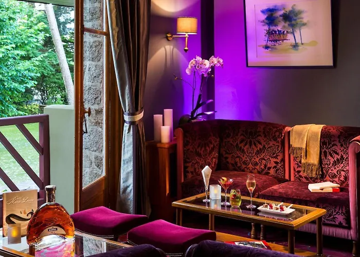 乐卡斯特玛丽露易丝酒店 酒店 La Baule