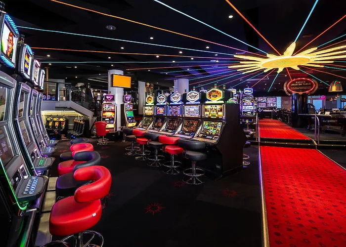 乐卡斯特玛丽露易丝酒店 5* La Baule